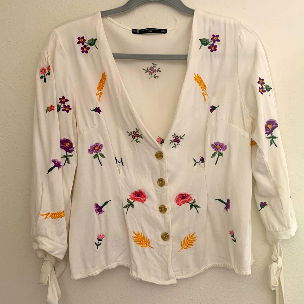 Embroidered Flower Blouse